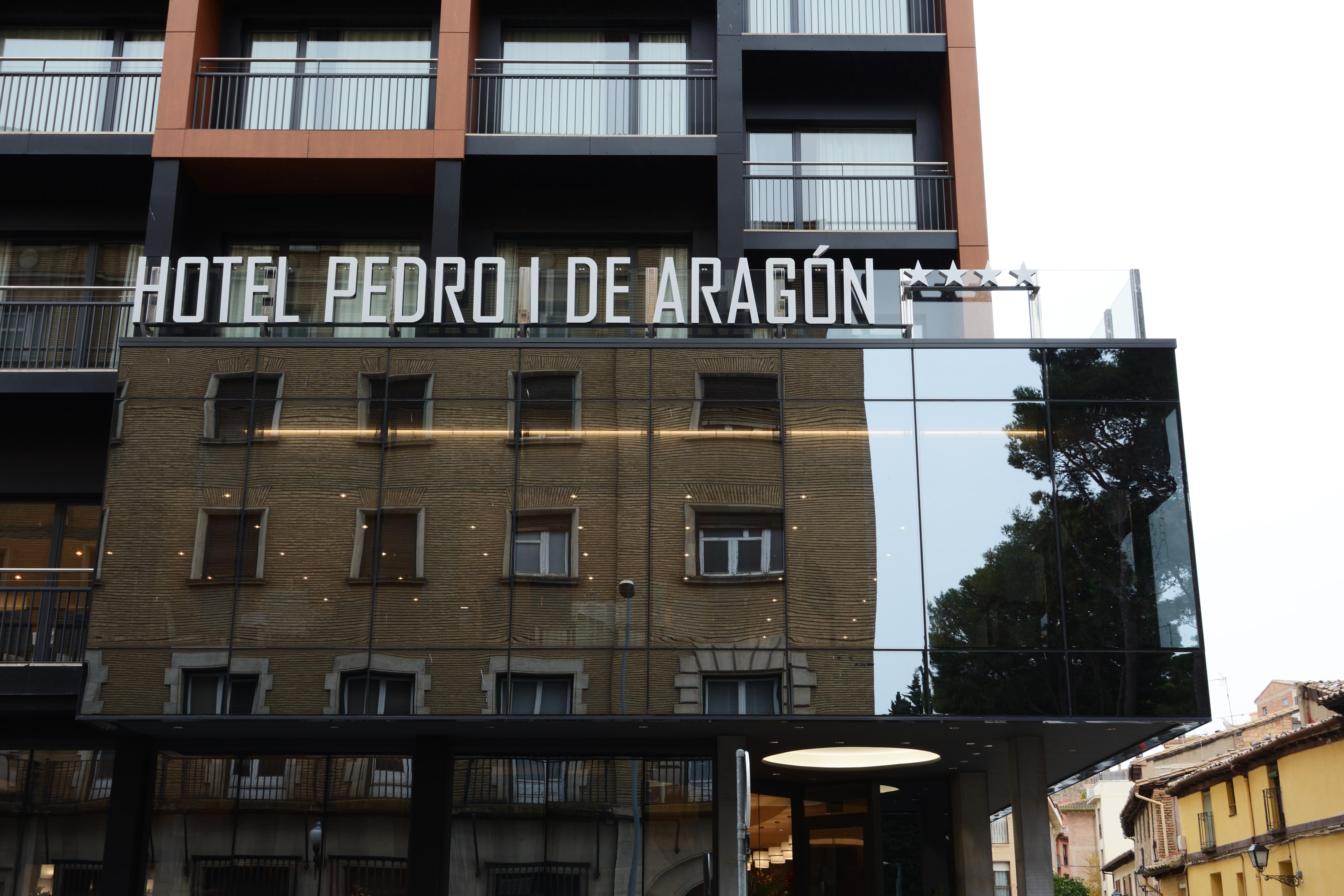 הואסקה Hotel Pedro I De Aragon 4 Estrellas Superior מראה חיצוני תמונה